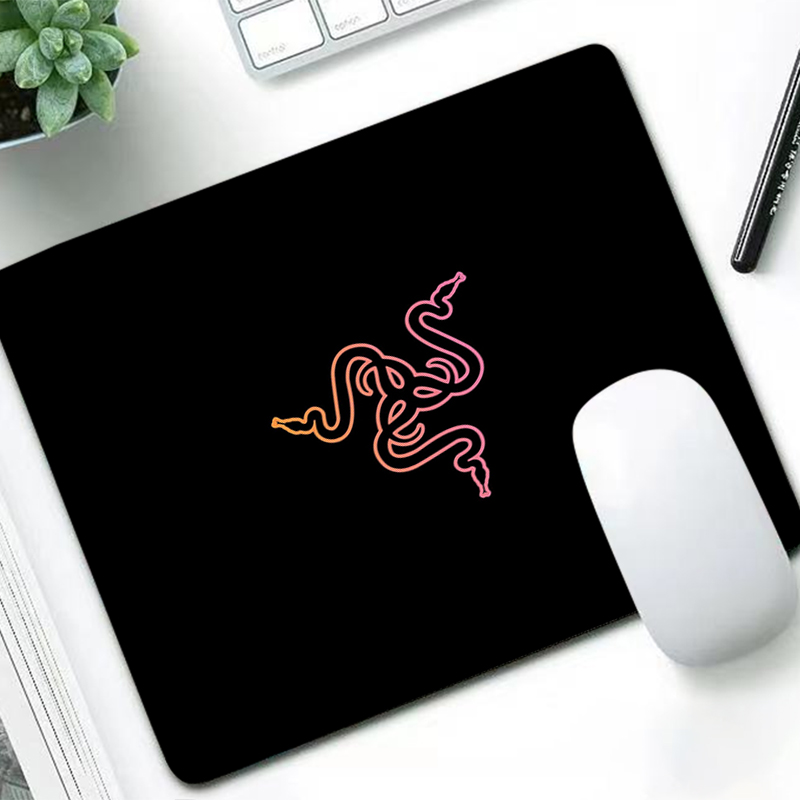 Pc Gaming Upgrades - Razer Luxe Muismat Anime Gamer Bureaumat
